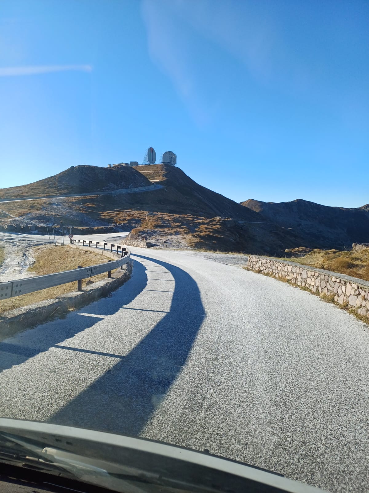 img title Avviso di chiusura al transito - Passo Crocedomini