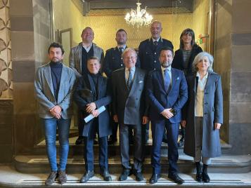 Foto di gruppo con rappresentanti della Provincia di Brescia, UST e ACI Brescia